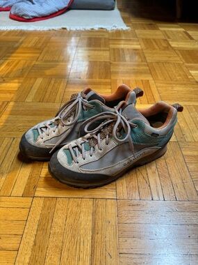 Gorpcore Goretex Garmont Sticky Weekend hiking boots / shoes